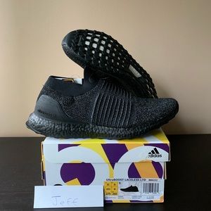 Adidas Ultra Boost Laceless Mid Triple Black